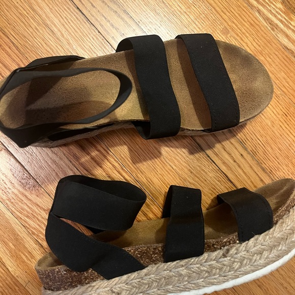 Steve Madden Espadrille Sandals - Picture 1 of 3